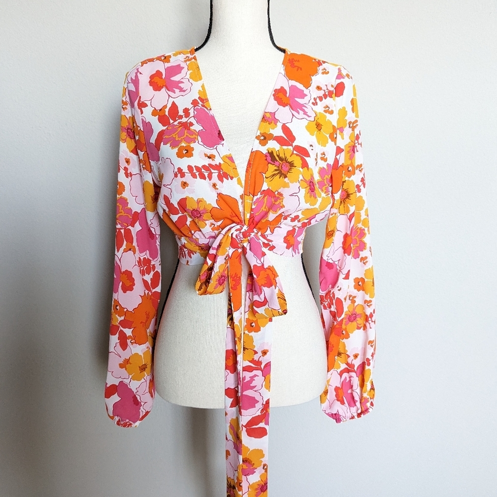 Pink orange and white floral crop tie front long sleeve sheer top size L